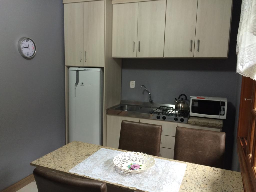 Апартаменты Residencial Quatro Estacoes Канела Экстерьер фото